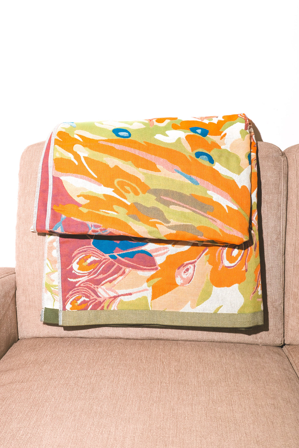 Bliss Heaven Muslin Bath Sheet Peacock Lotus