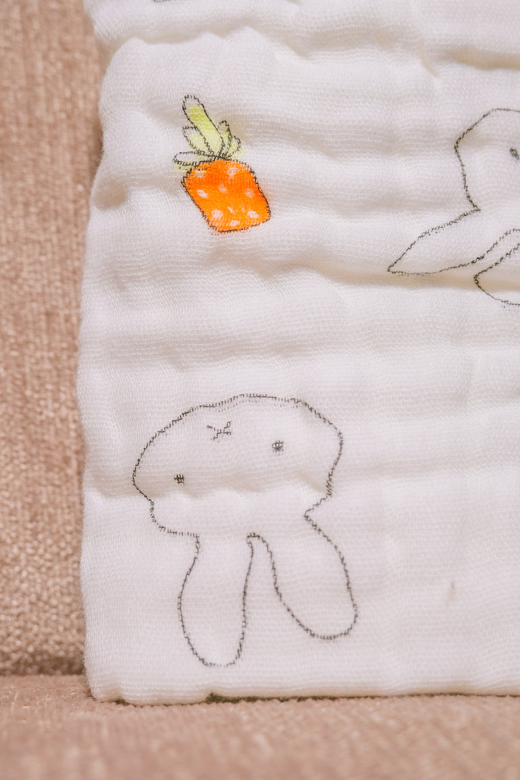 Bliss Nest Muslin Hand Towel Carrot Bunny