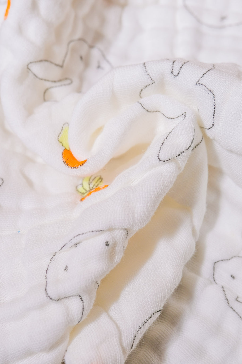 Bliss Nest Muslin Hand Towel Carrot Bunny
