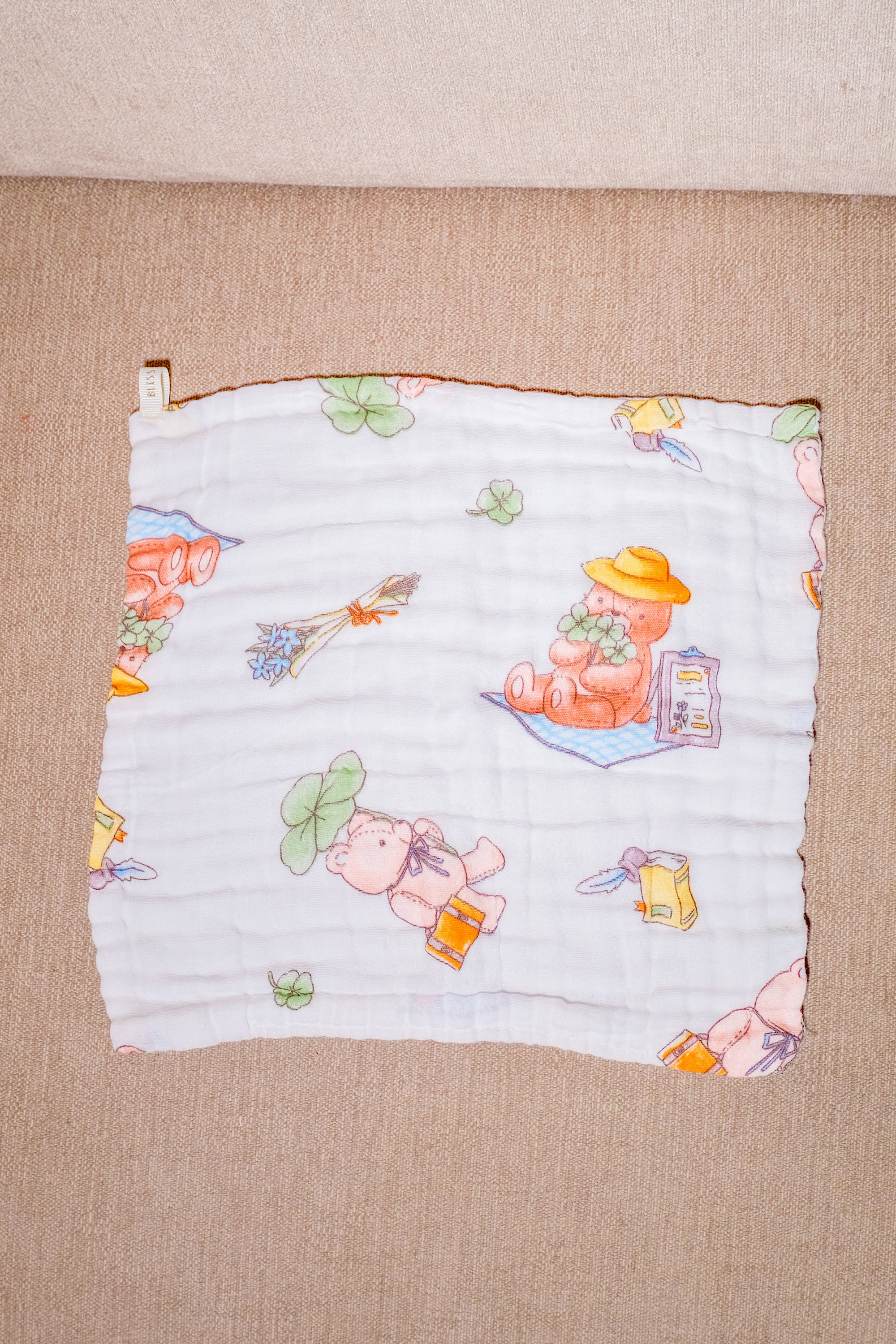 Bliss Nest Muslin Hand Towel Bear Picnic